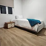 October Nest Apartment *