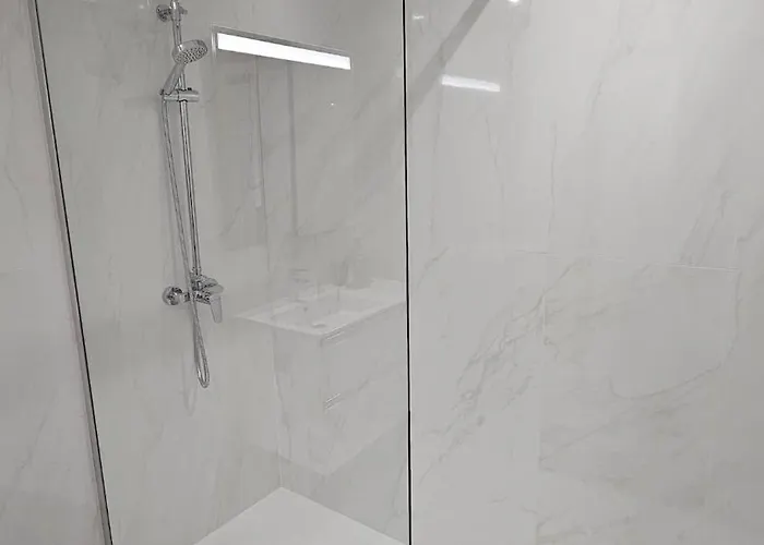 October Nest Φουνκάλ