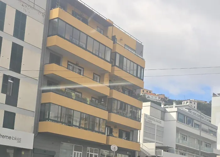 October Nest Διαμέρισμα *